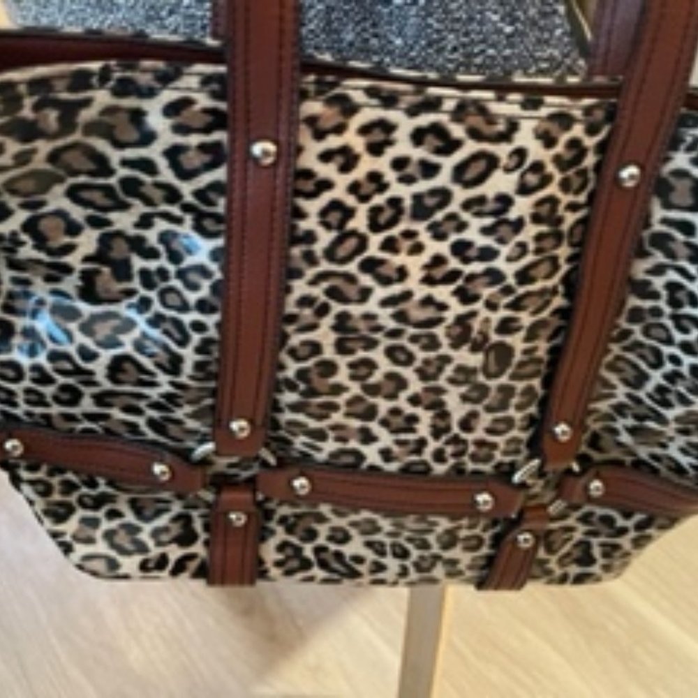 MAXX of New York Tote Patent